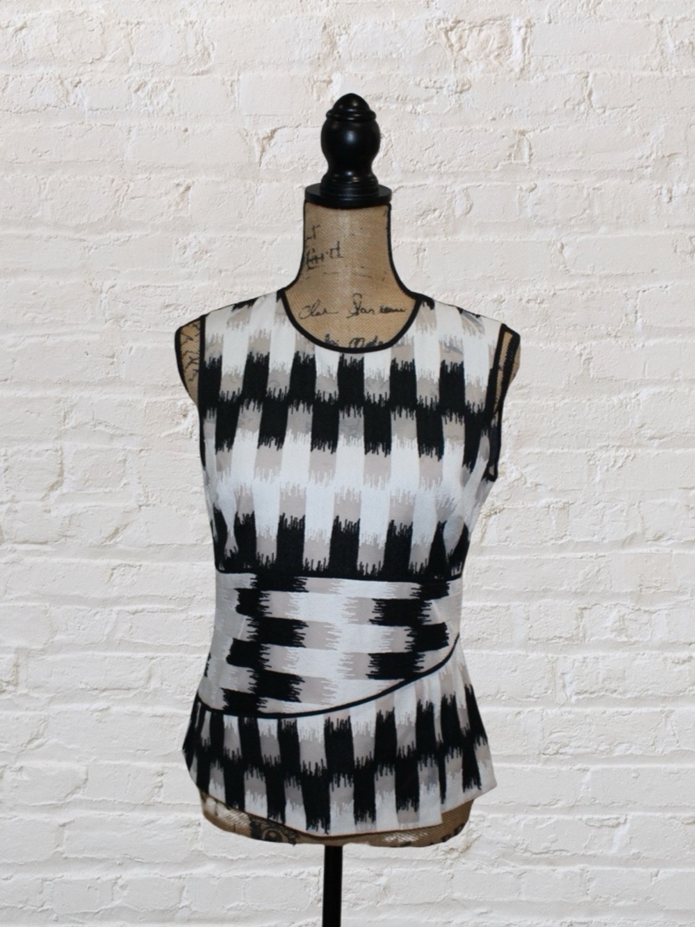 BCBG Max Azria Blouse